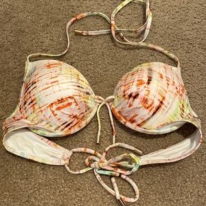 NWOT Victoria’s Secret Bra Bikini Top. Never worn. halter top. 34B